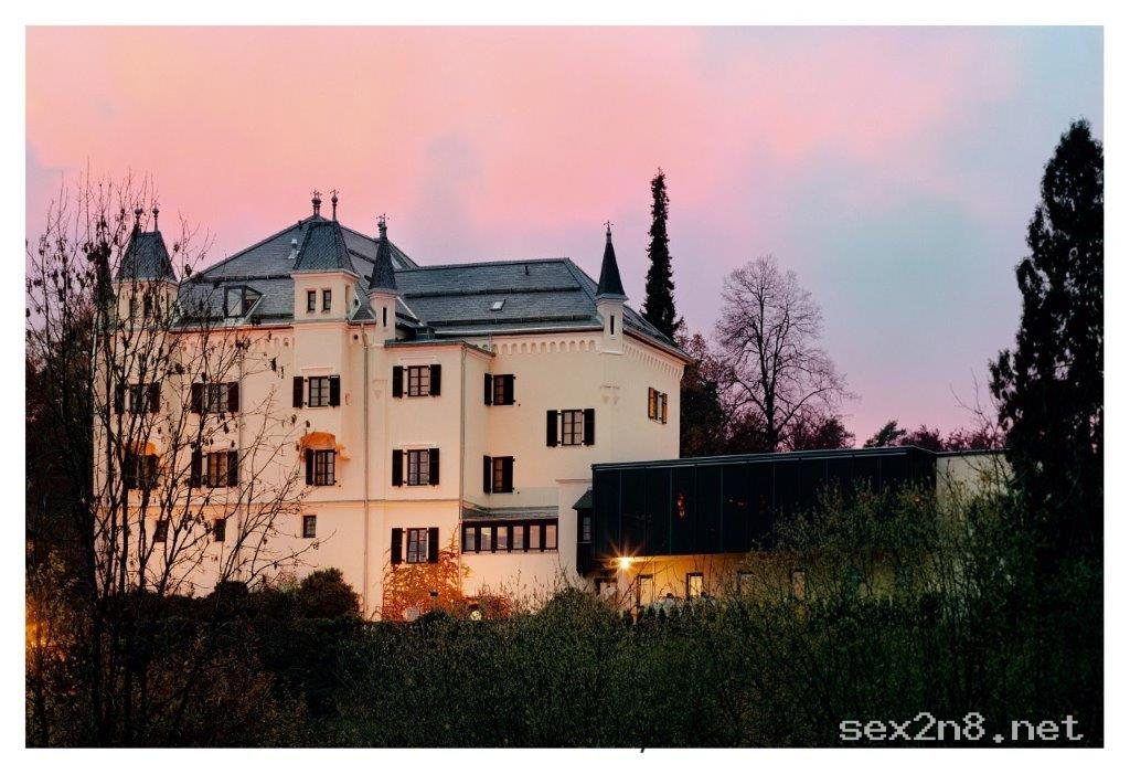Babylon Klagenfurt – Schloss Freyenthurn in Klagenfurt am Wörthersee